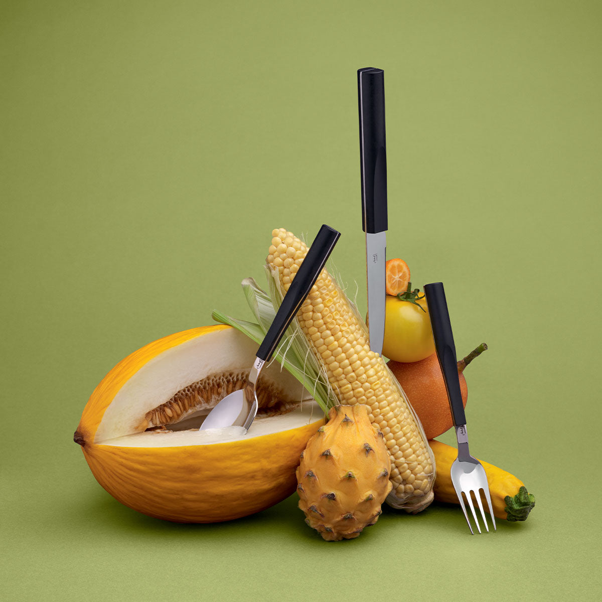 Image du produit: L'E STARCK BLACK TRUFFLE Cutlery set for 24 place settings