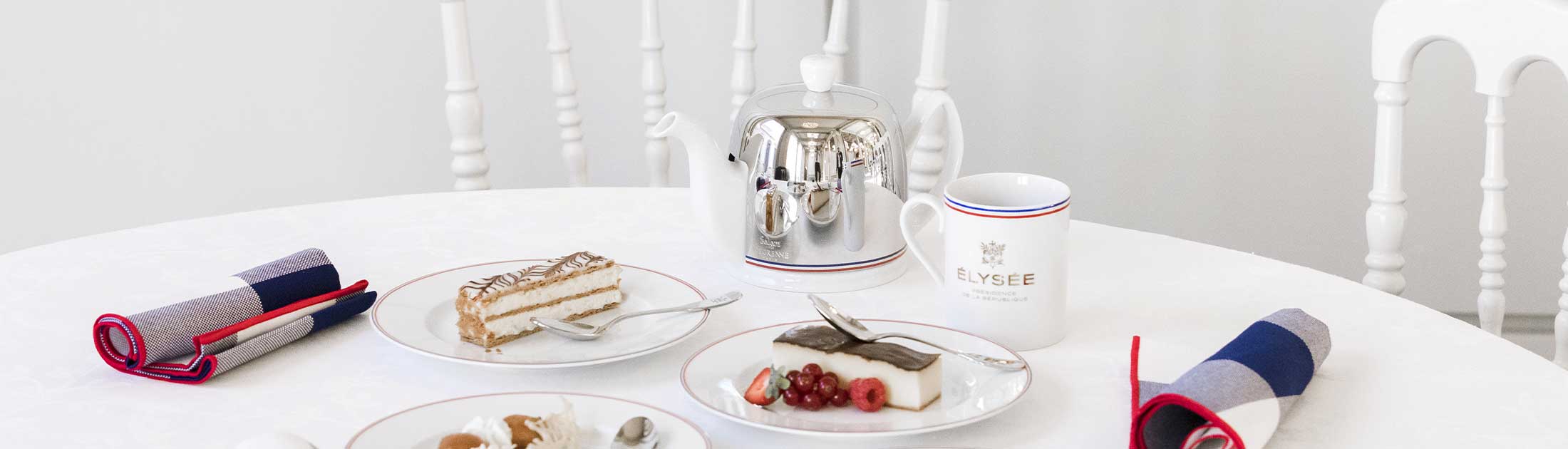 DEGRENNE ELYSEE Théière 4 tasses cloche miroir République française