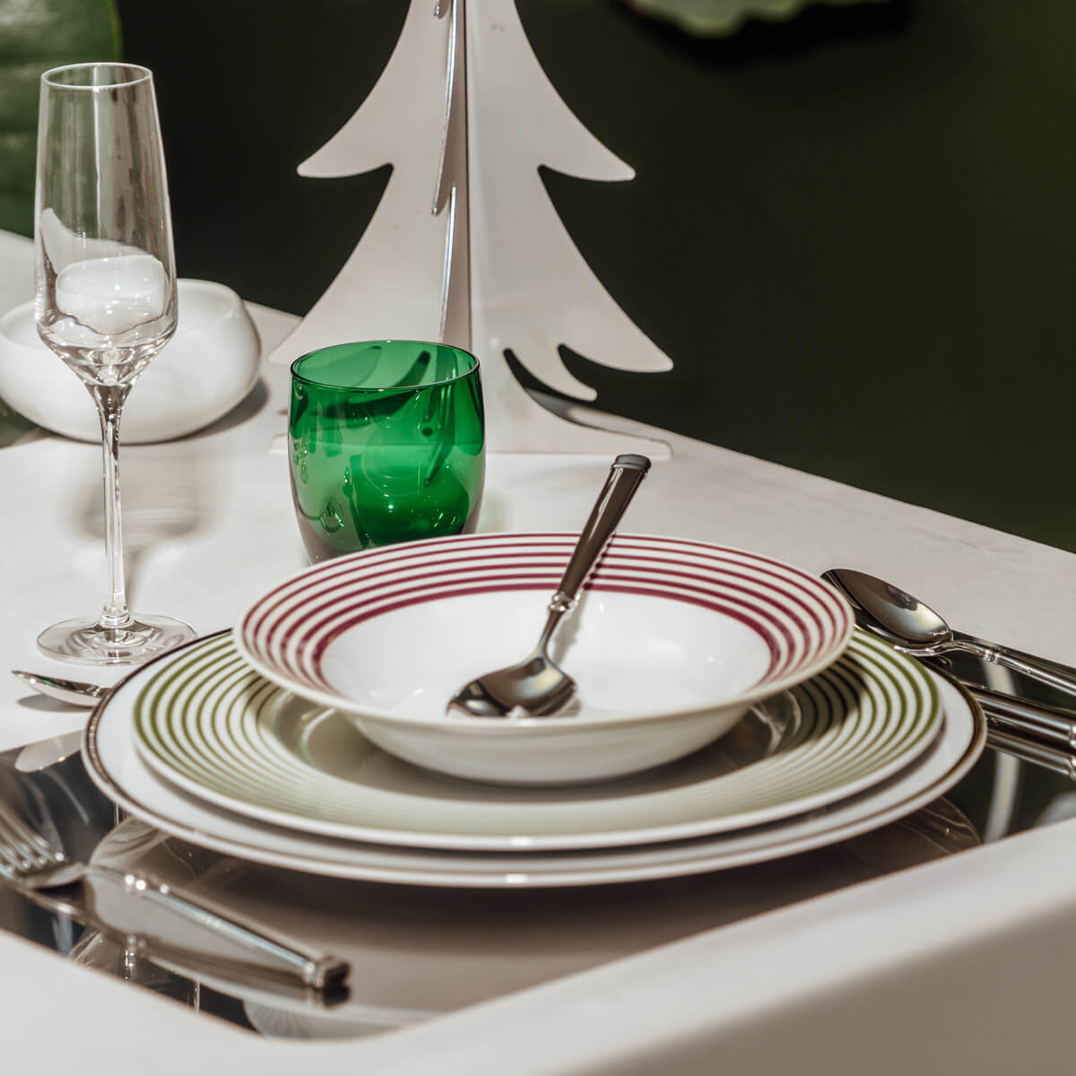 Image du produit: HYPNOSE BORDEAUX Assiette coupe