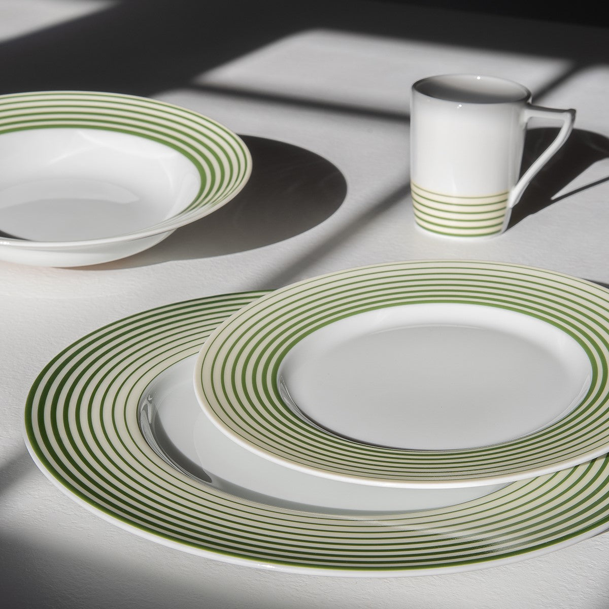 Image du produit: HYPNOSE VERT Assiette plate