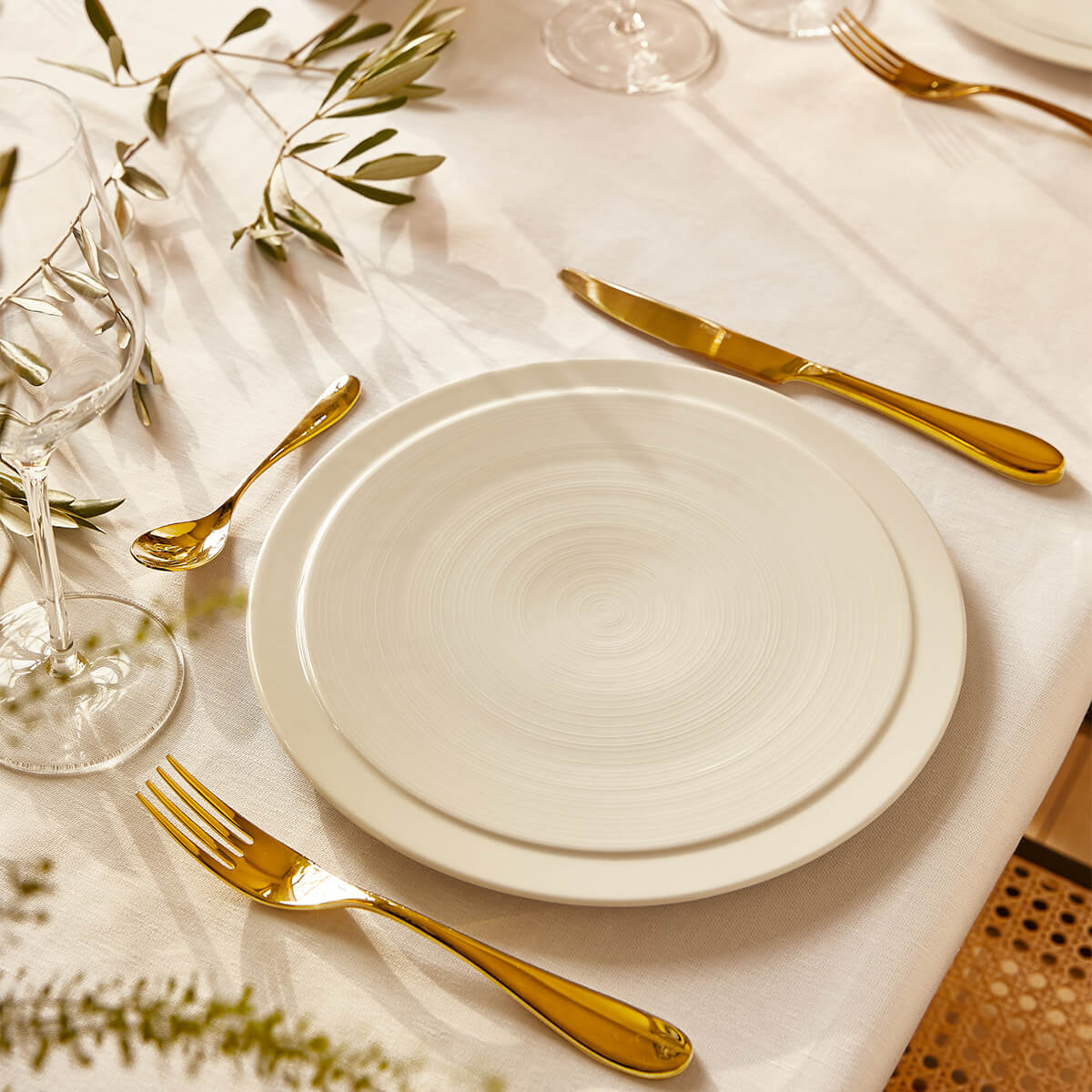 Image du produit: BAHIA PIERRE DE LUNE Assiette 26 cm