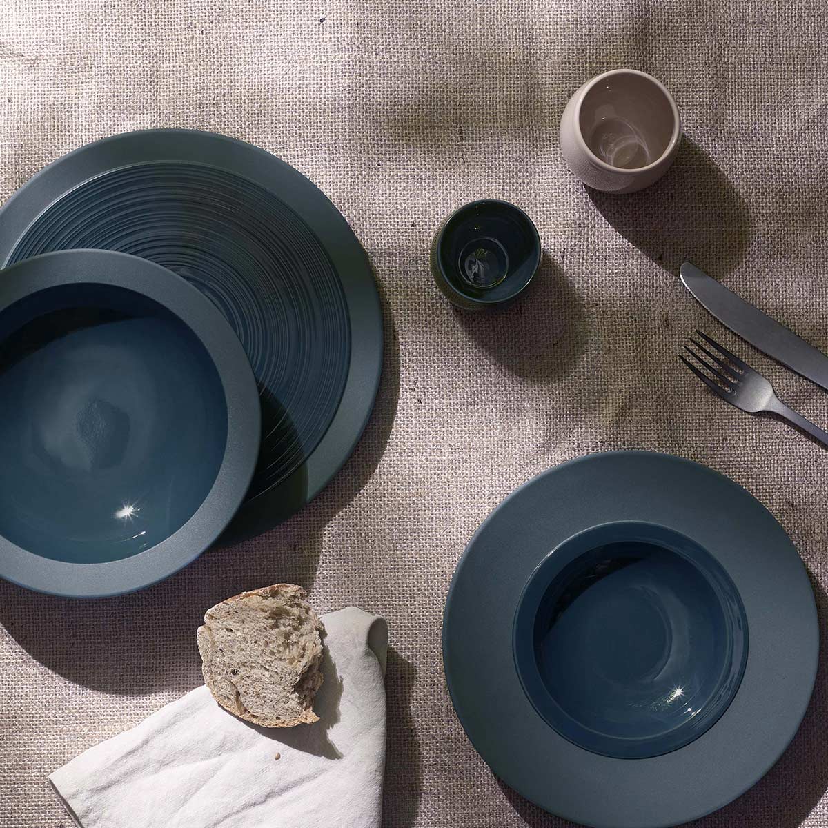 BAHIA BLEU DE ROCHE Assiette de présentation 29 cm