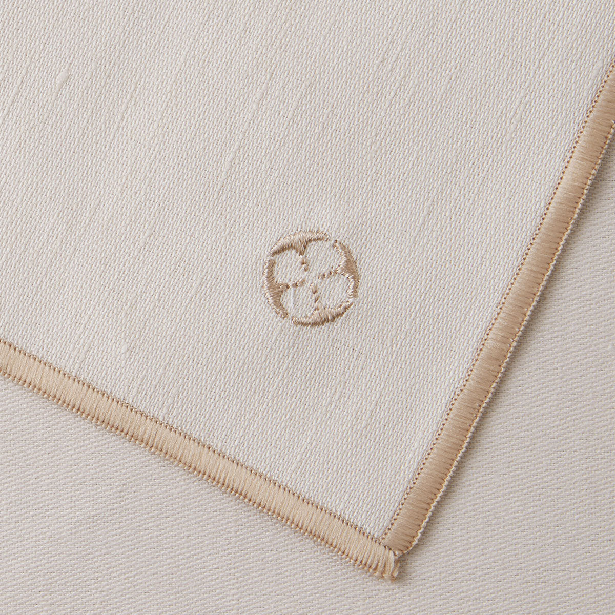 NUANCES COTON & LIN NUDE Lot de 4 serviettes 50 x 40 cm