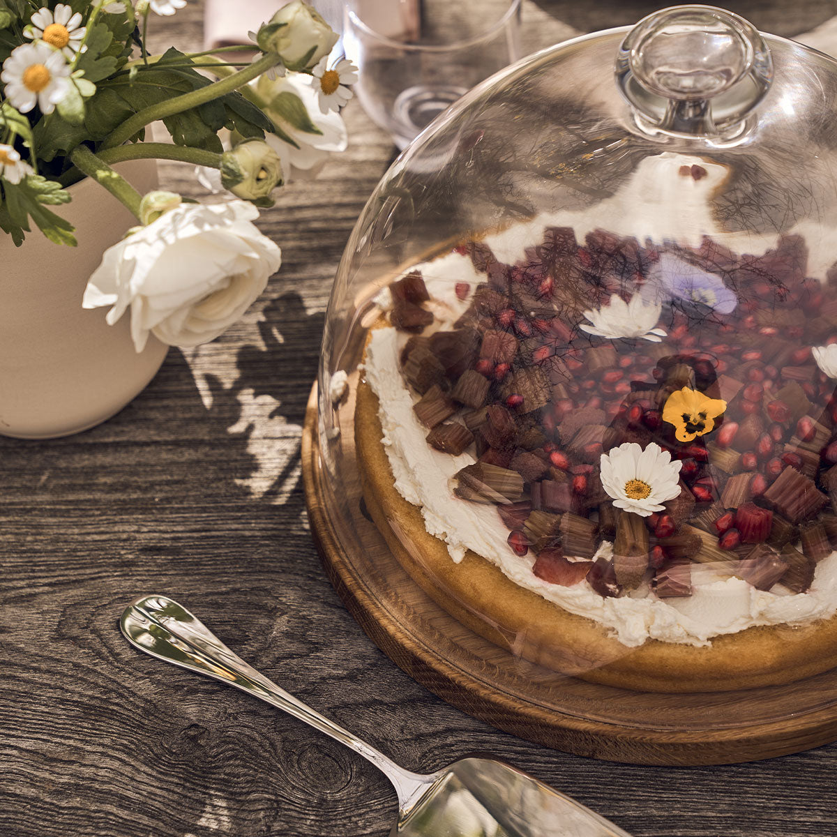 PLANCHES LES ESSENCES Planche à découper en noyer 29 cm