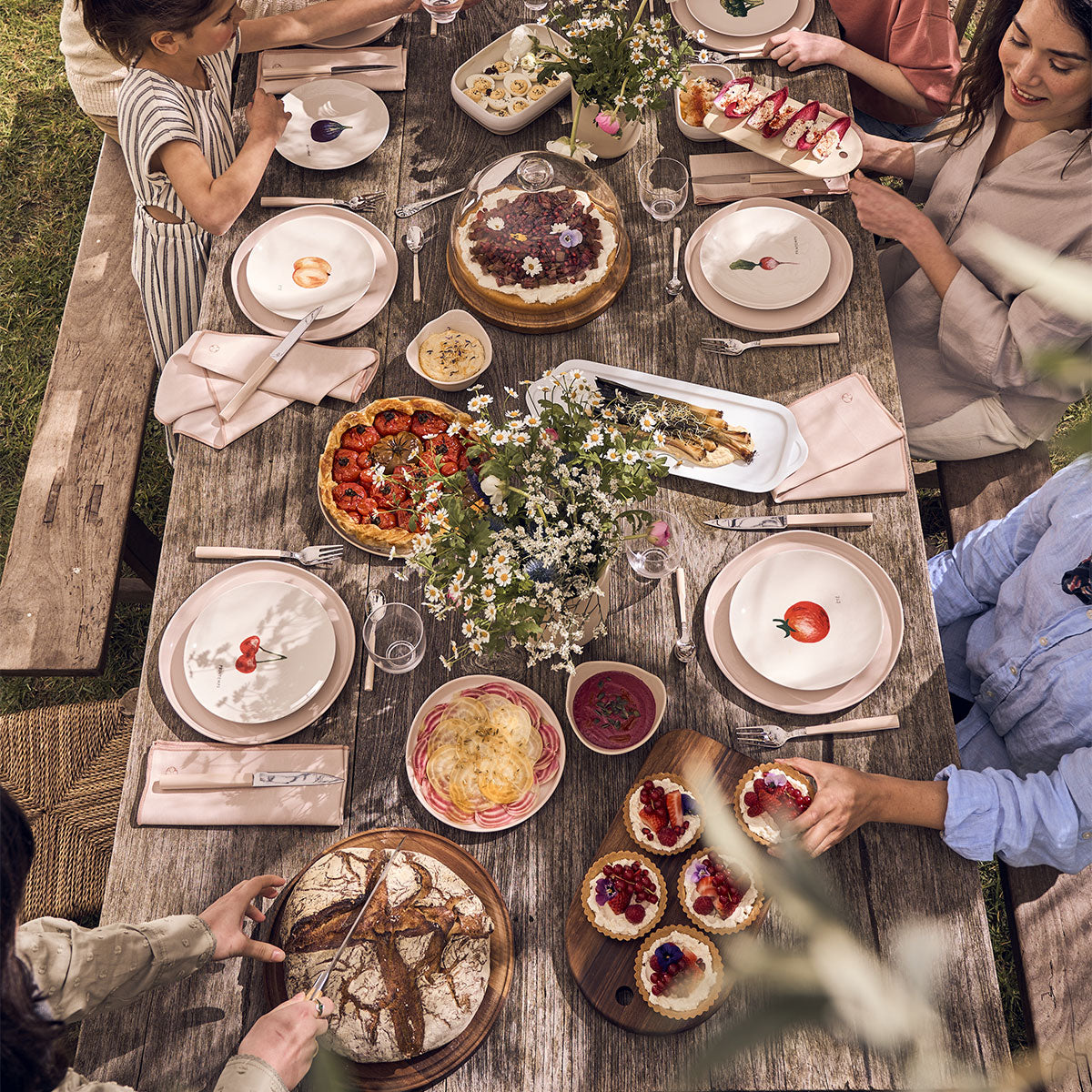 PLANCHES LES ESSENCES Planche à découper en noyer 35 x 21 cm