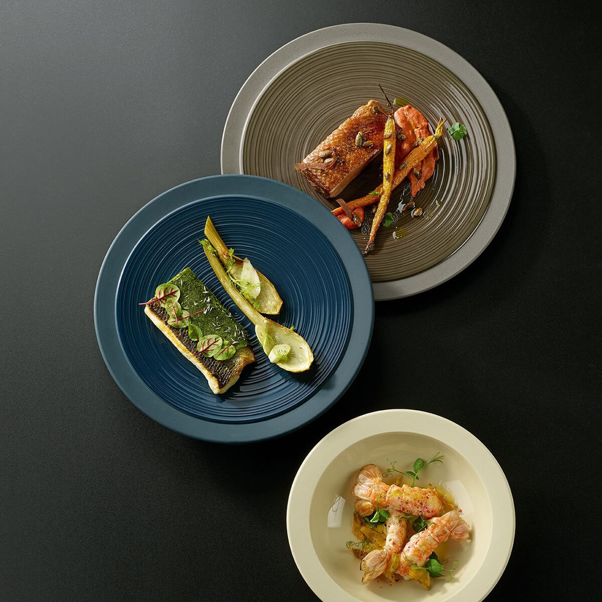 BAHIA BASALTE Assiette creuse 20 cm