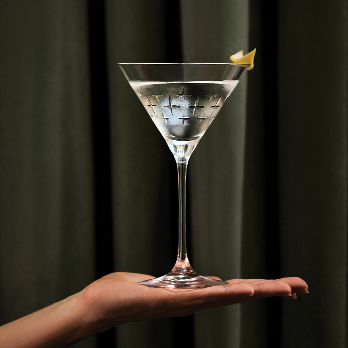 Image du produit: NEWPORT TWIST Verre à martini 21 cl