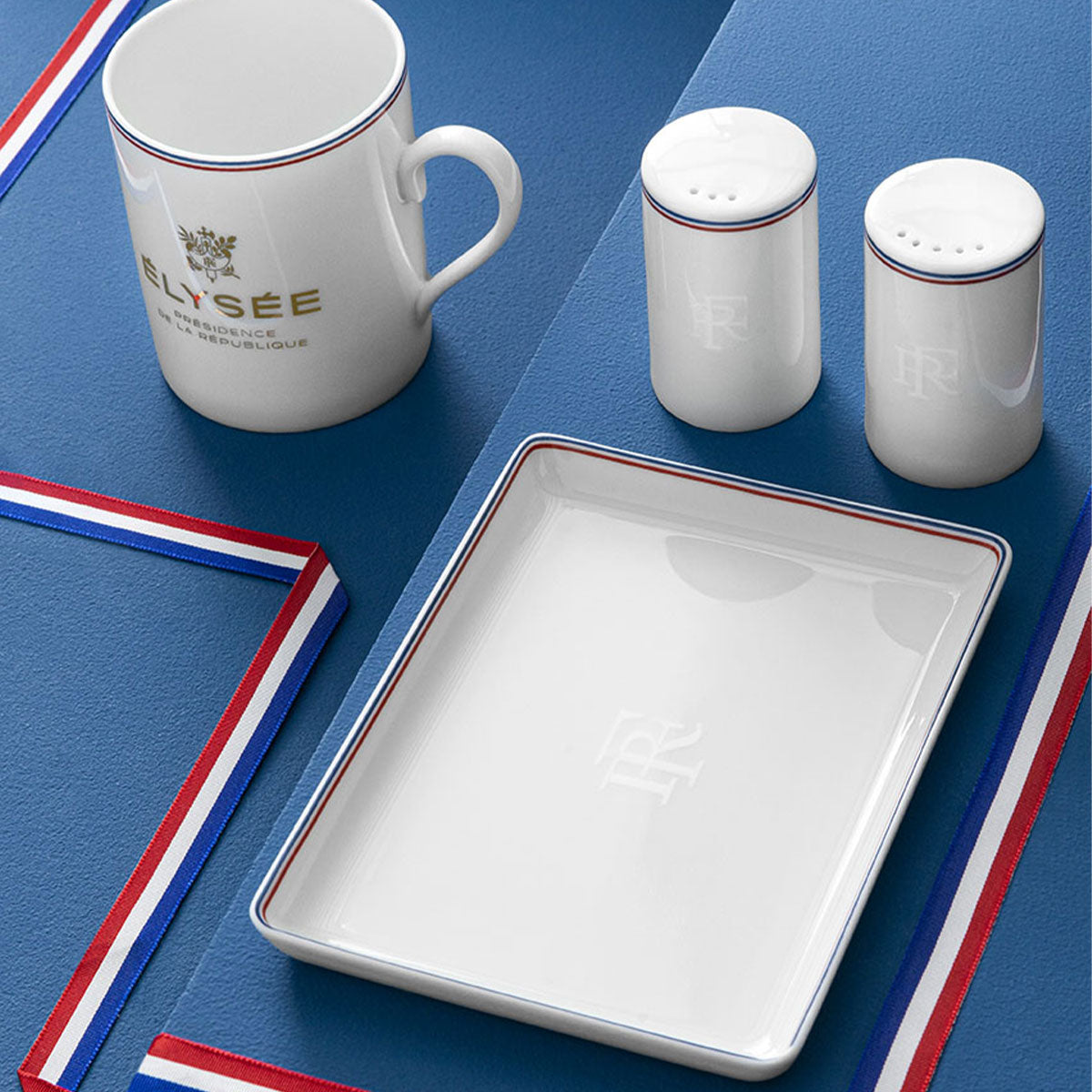 Image du produit: DEGRENNE ELYSEE Coffret salière et poivrière République française