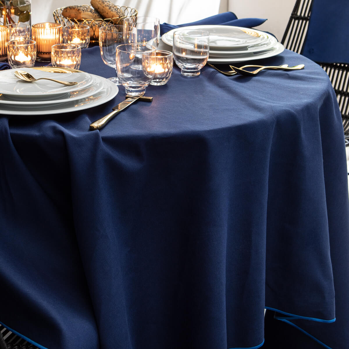 Nappe carrée 180 x 180 cm