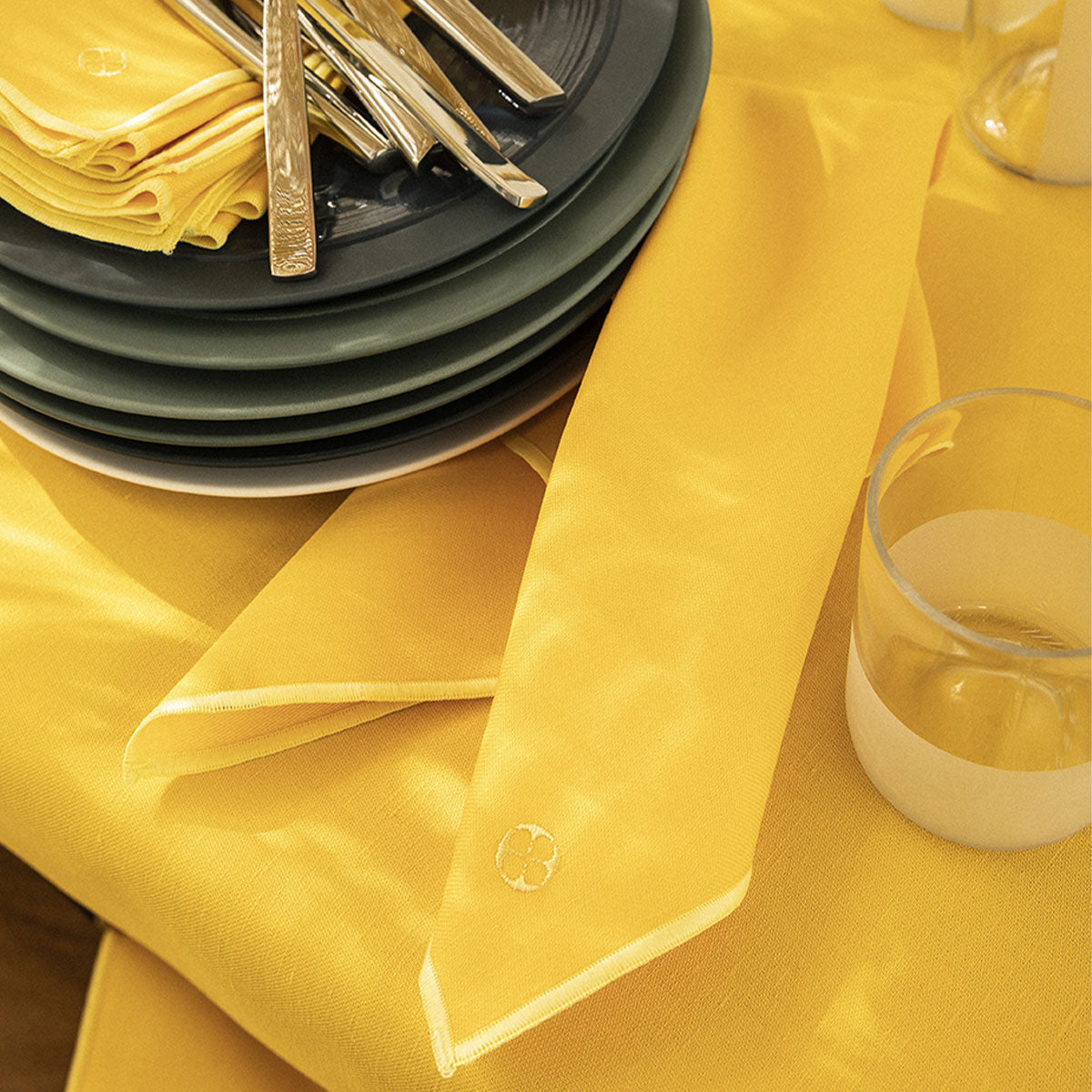 NUANCES COTON & LIN YELLOW SUNFLOWER Rectangular tablecloth 180 x 250 cm