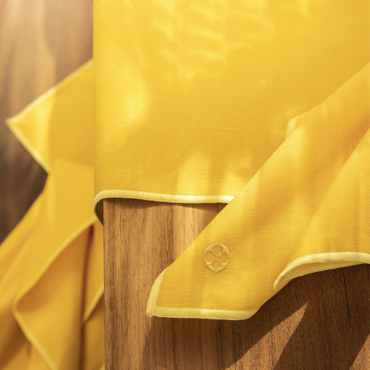 Image du produit: NUANCES COTON & LIN JAUNE TOURNESOL Lot de 4 serviettes 50 x 40 cm