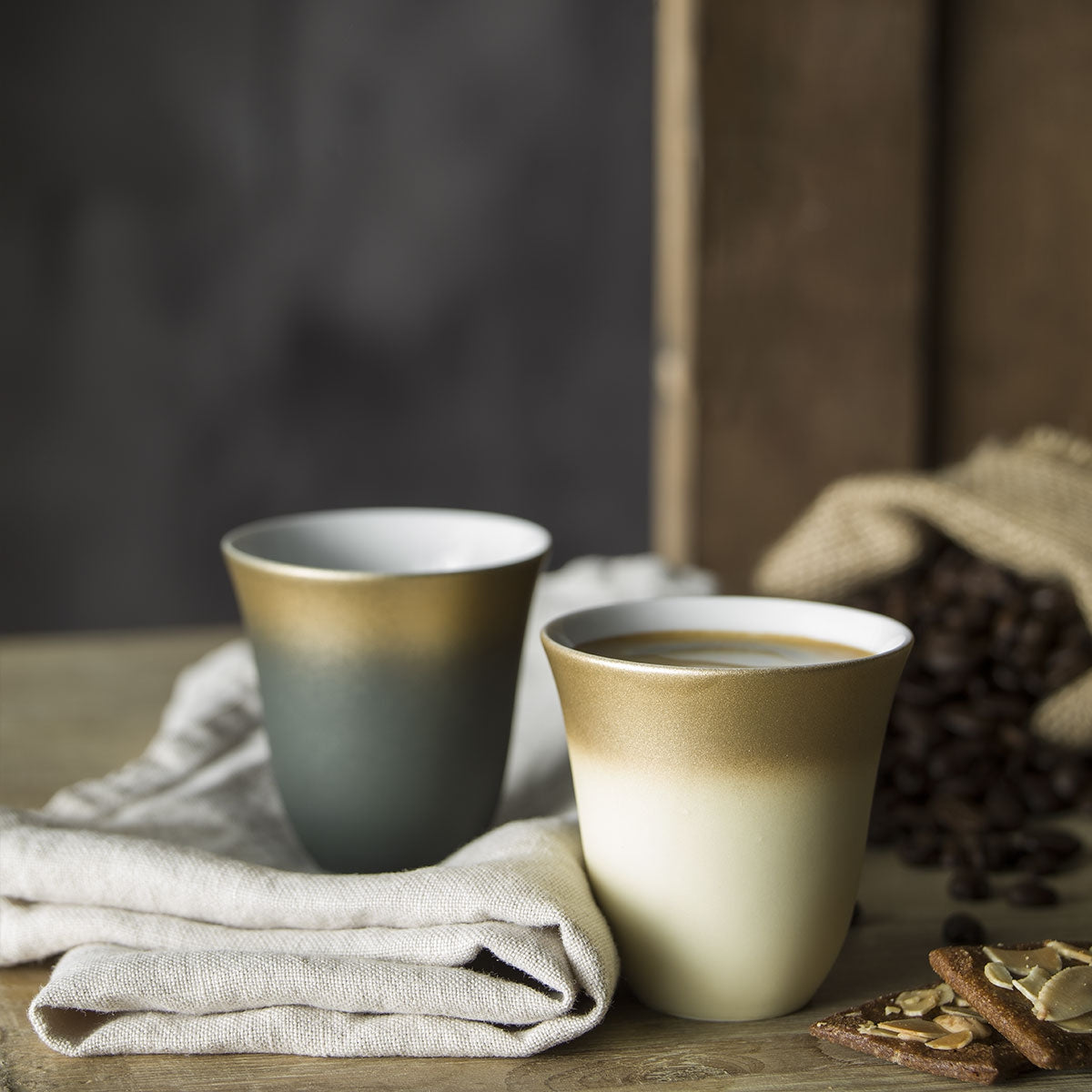 ILLUSIONS MULTICOLORE Coffret 4 tasses à moka 7 cl