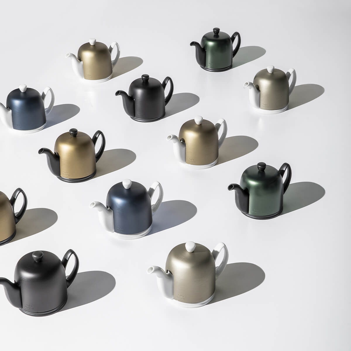 Théière 4 tasses cloche noire